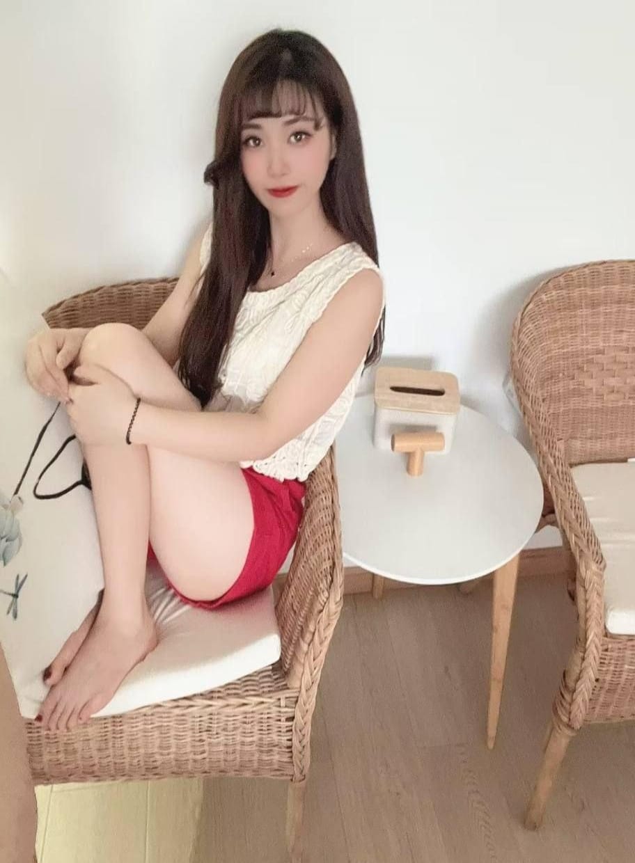 丝足情趣朵朵 半套服务释放